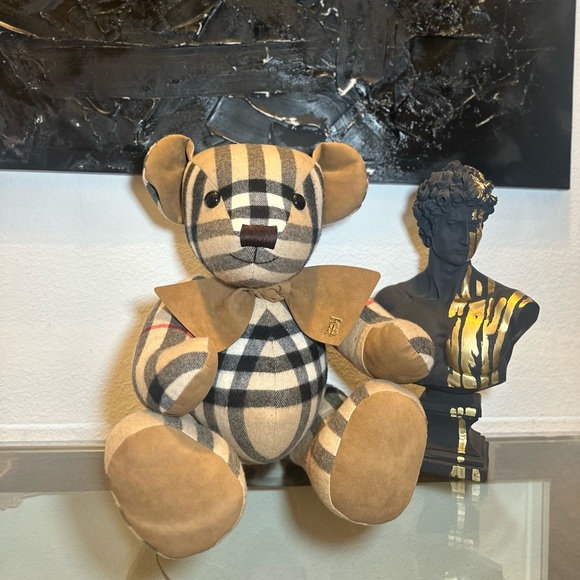NewBURBERRY Thomas Bear Large Cashmere Item Number 80651931 Regular Price $3,490 - Picture 2 of 13